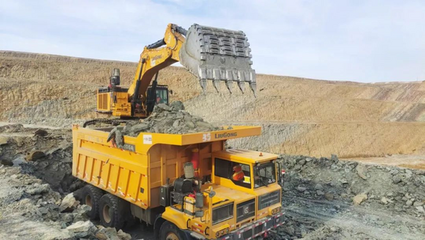 再斬千萬訂單！柳工礦用寬體車征戰(zhàn)廣袤礦區(qū)，引領(lǐng)礦山設(shè)備新篇章